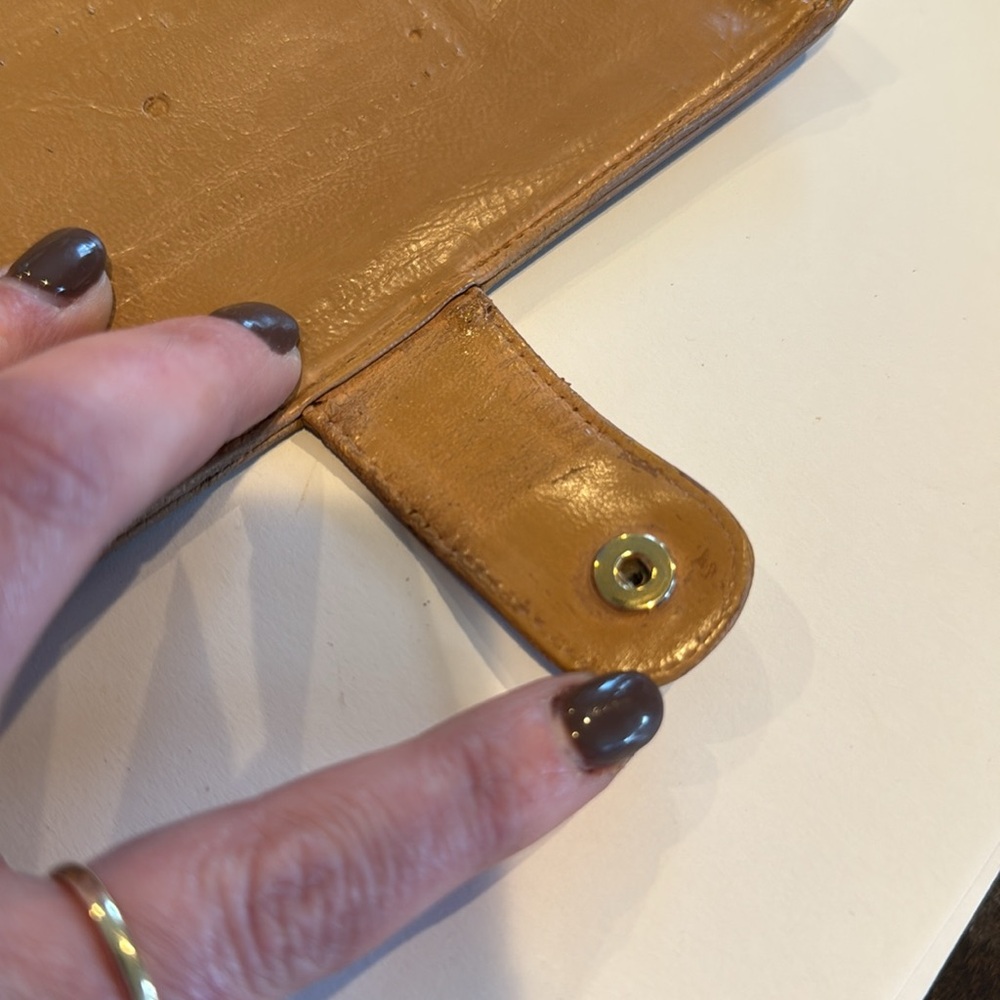 Chanel Wallet - Picture 13 of 14